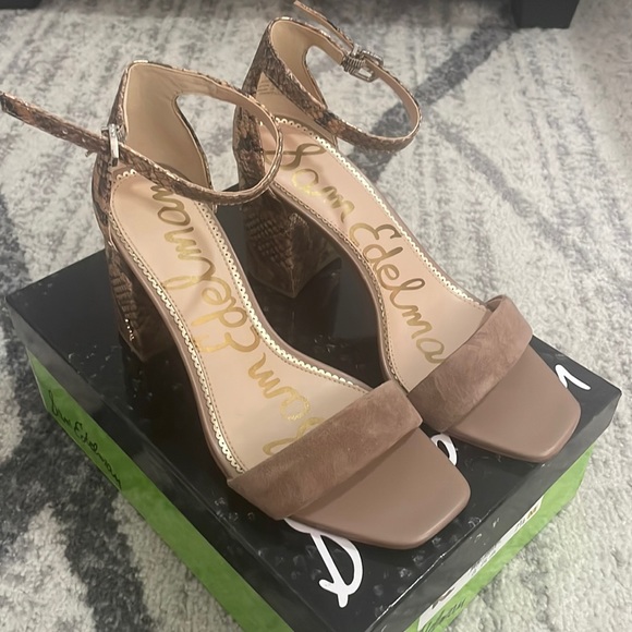 Sam Edelman Shoes - Sam Edelman Daniella Snake Heels size 7.5M